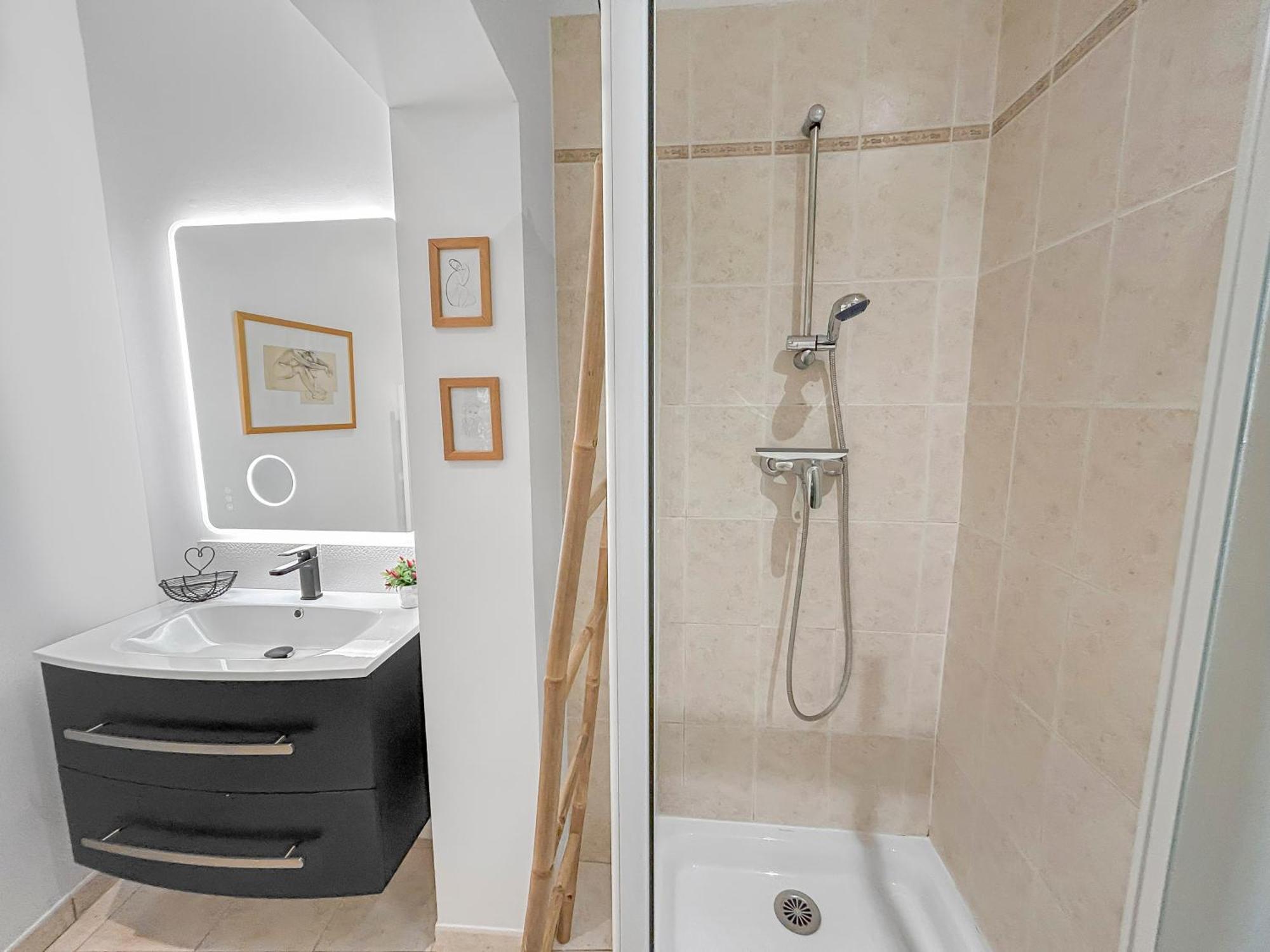 Nid Douillet Au Coeur D'Uzes Apartment Exterior photo